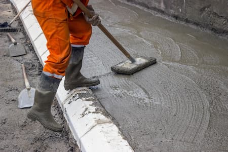 A Hard Choice: Concrete vs. Asphalt Thumbnail