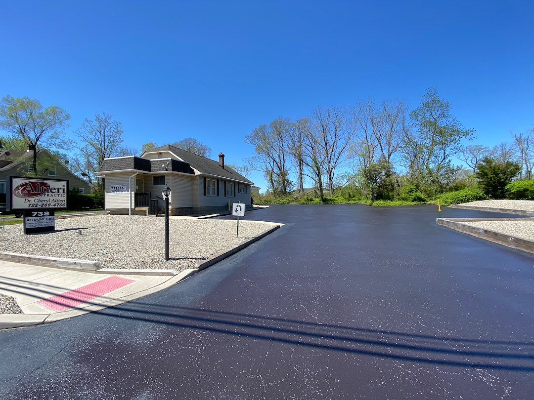 Sealcoating & Line Striping – Bayville Commercial Property